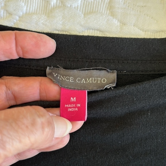 Game Day Black Sweatshirt by Vince Camuto Size Medium - Picture 3 of 5